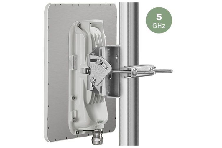 Cambium Networks C050045C002D 5 GHz PMP 450i SM, Integrated High Gain Antenna